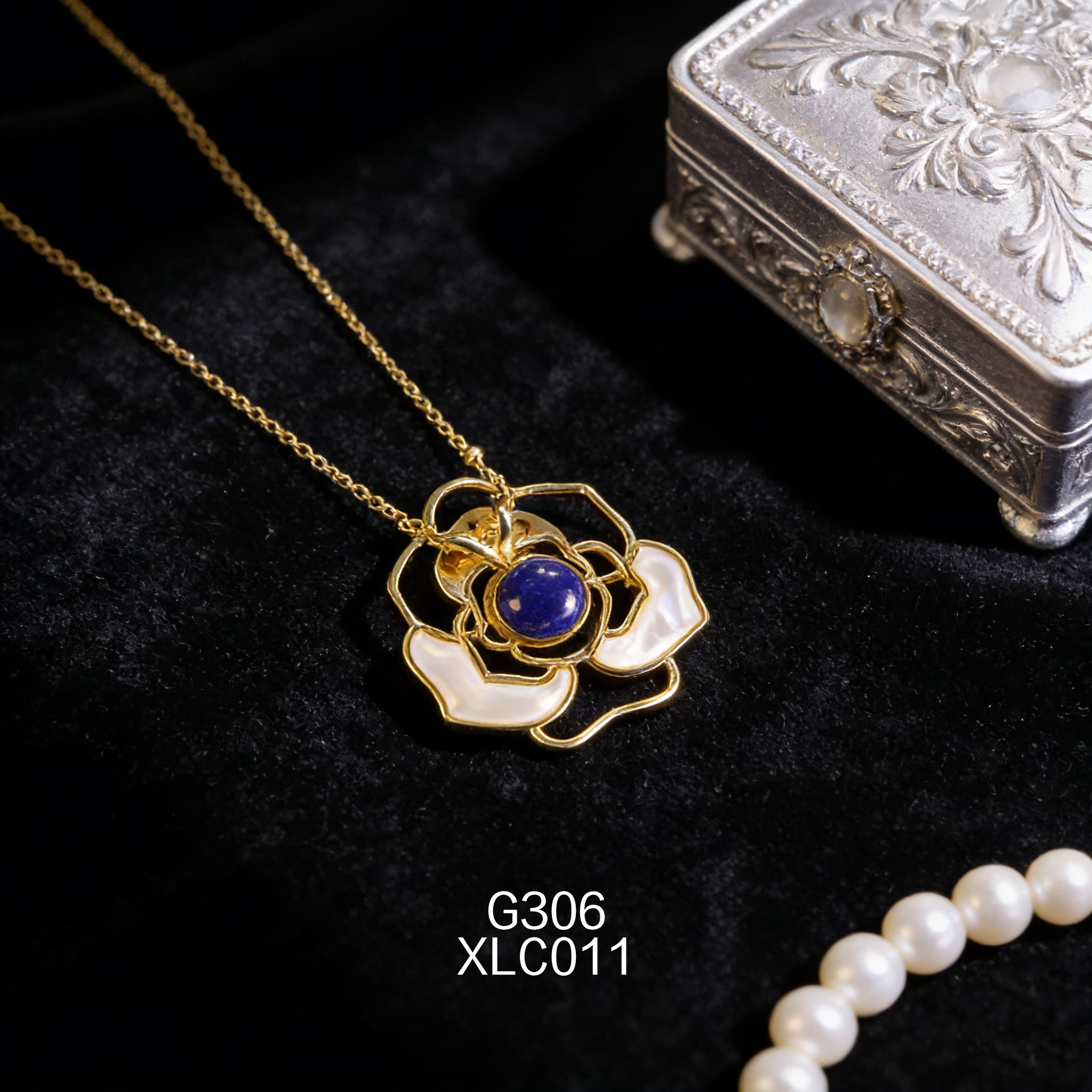 电镀黄金法式青金+白贝山茶花项链