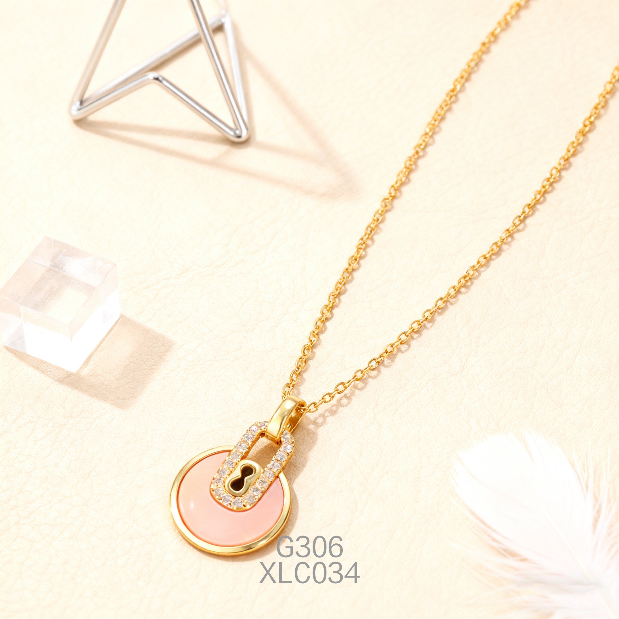 電鍍黃金時尚女皇貝項鍊