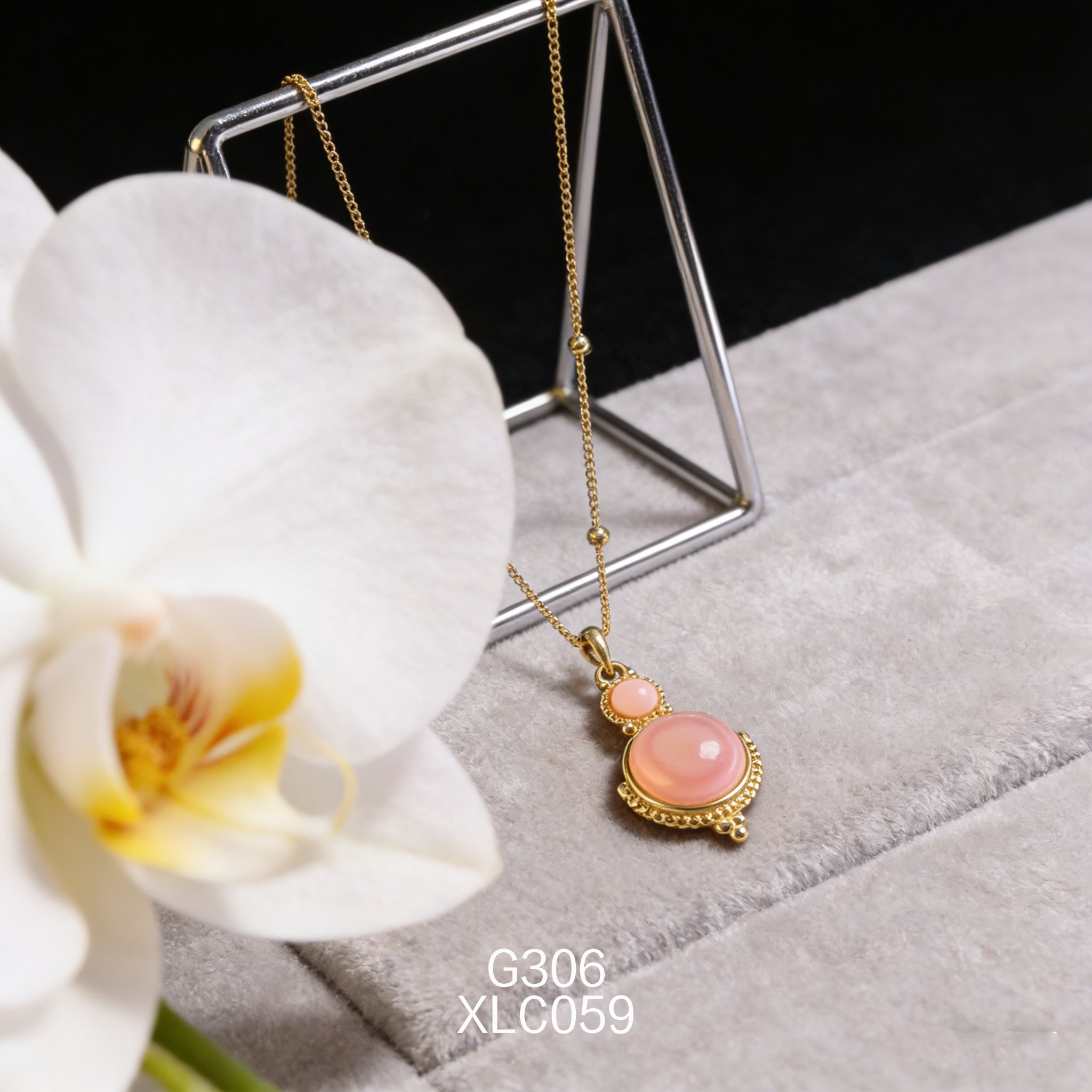 Gold-plated Abalone Necklace