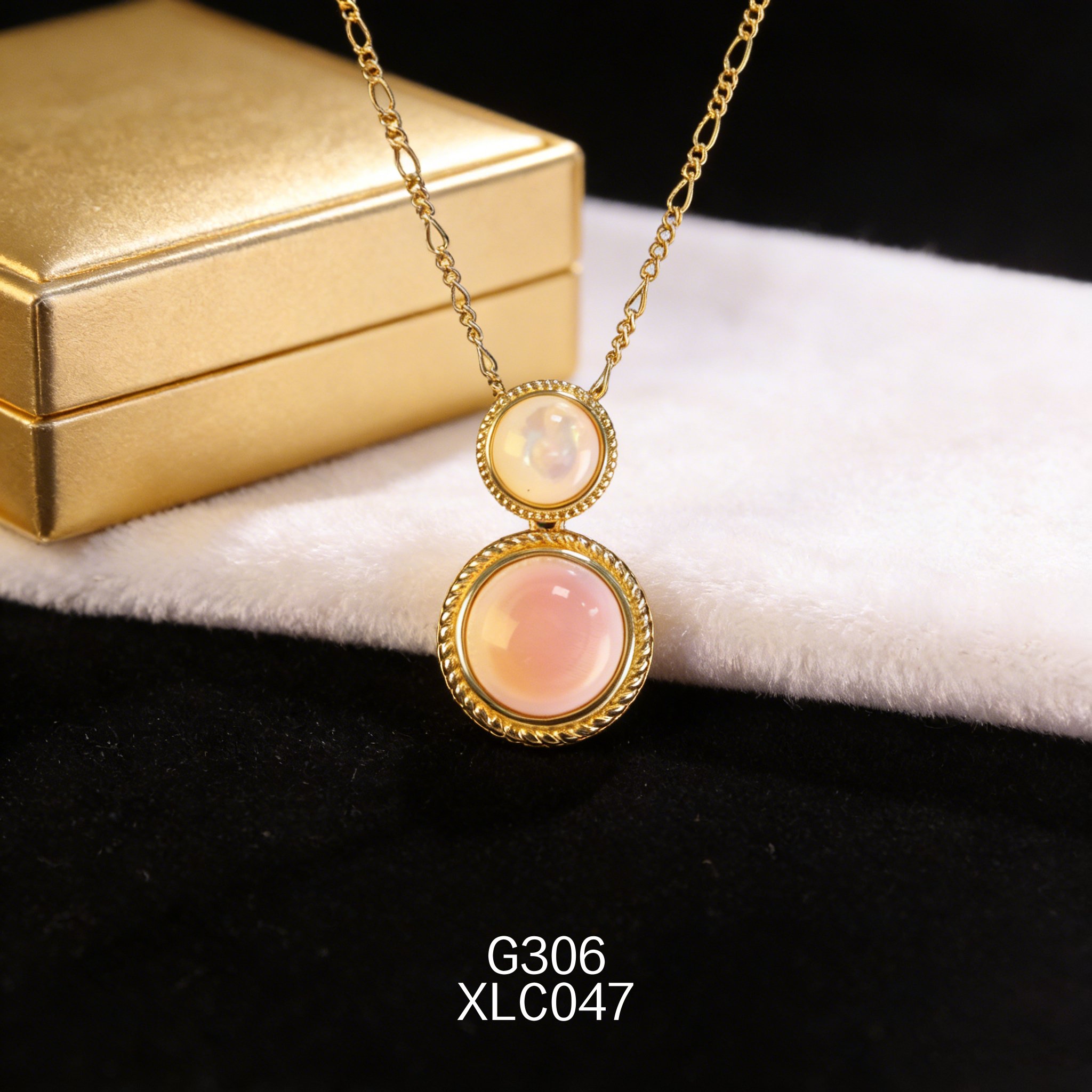 Gold-plated 8 x 4mm Mother of Pearl 12 x 5mm Abalone Necklace