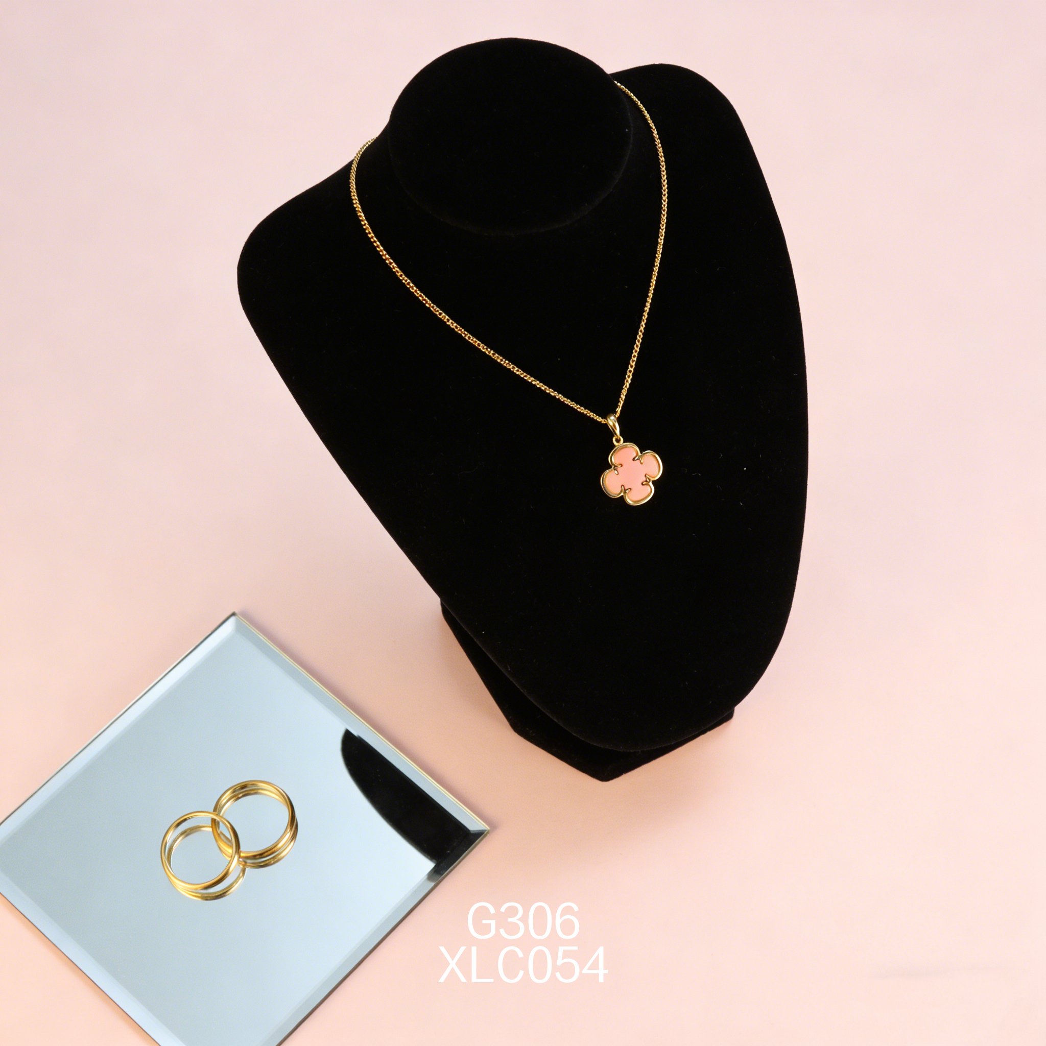 電鍍黃金 13mm 四葉草女皇貝項鍊