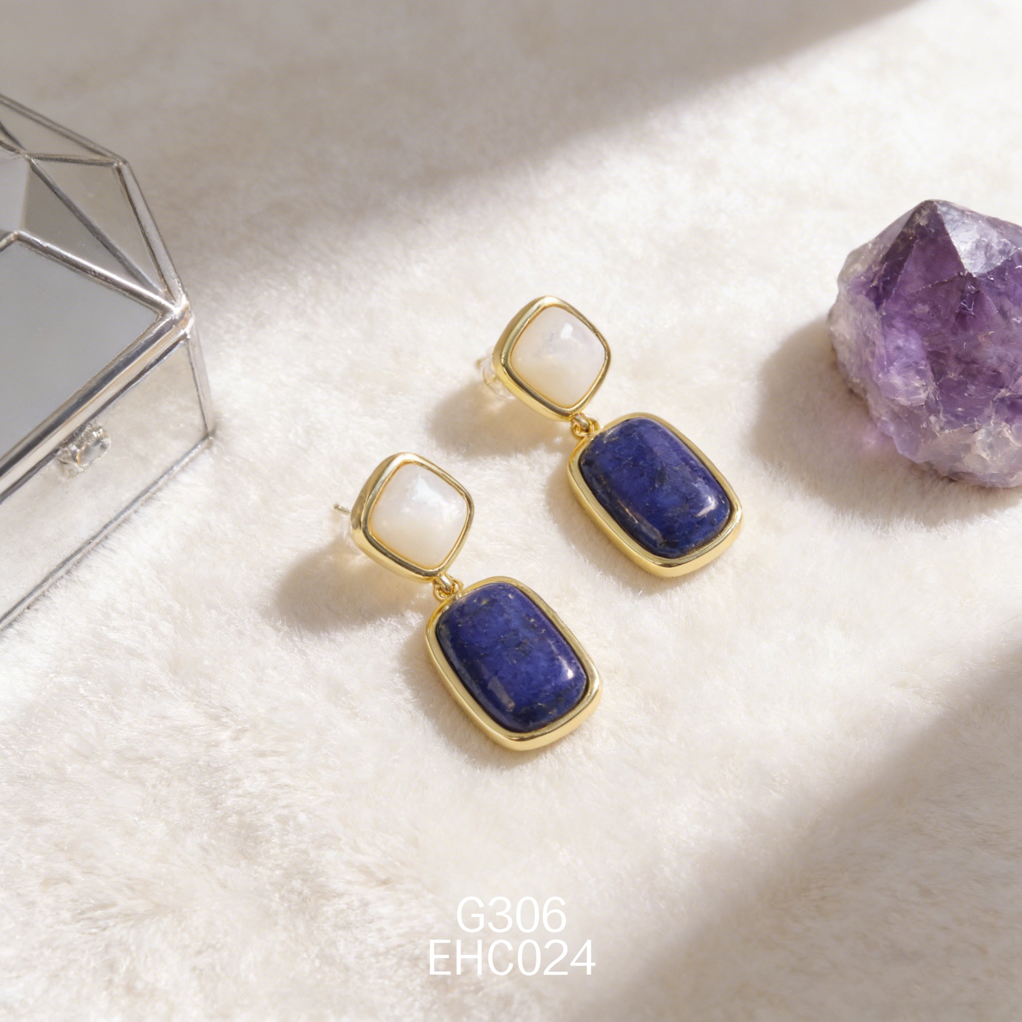 電鍍黃金白貝 + 青金石封底耳環