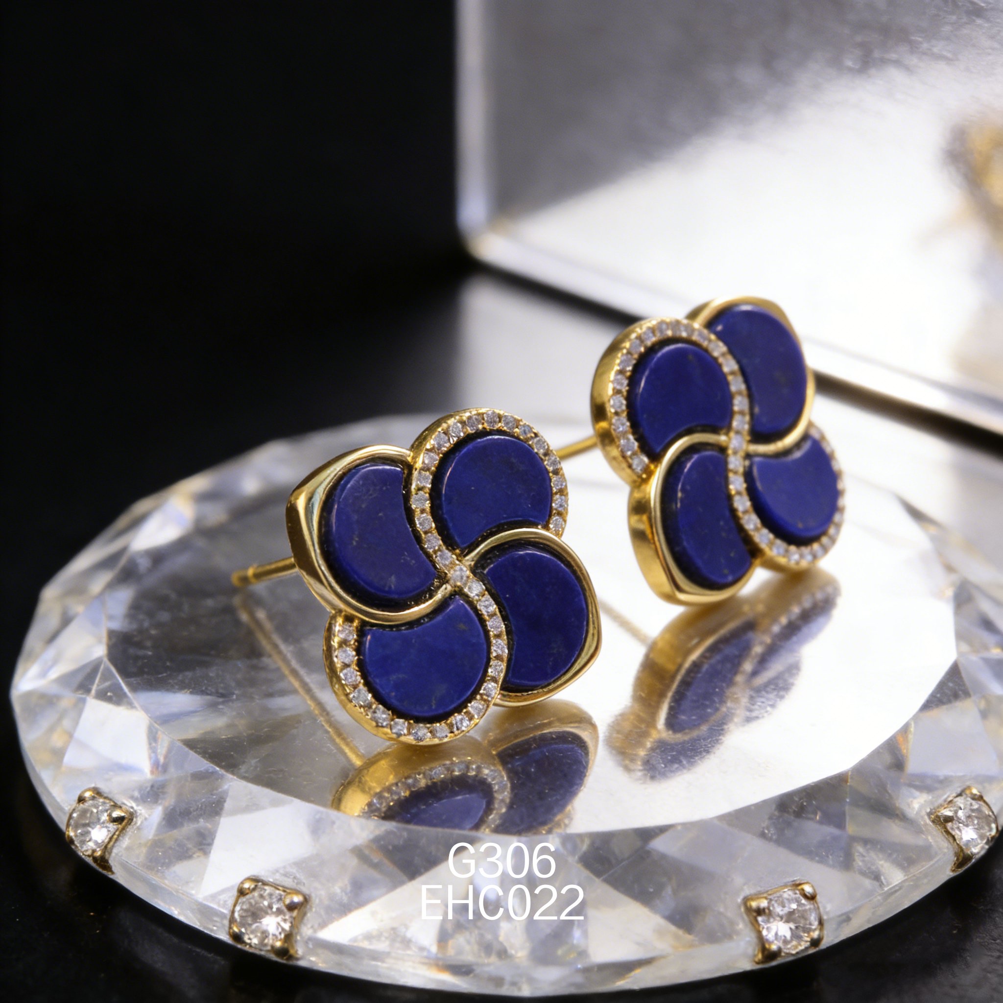 電鍍黃金 7.6mm 鋯石青金耳環