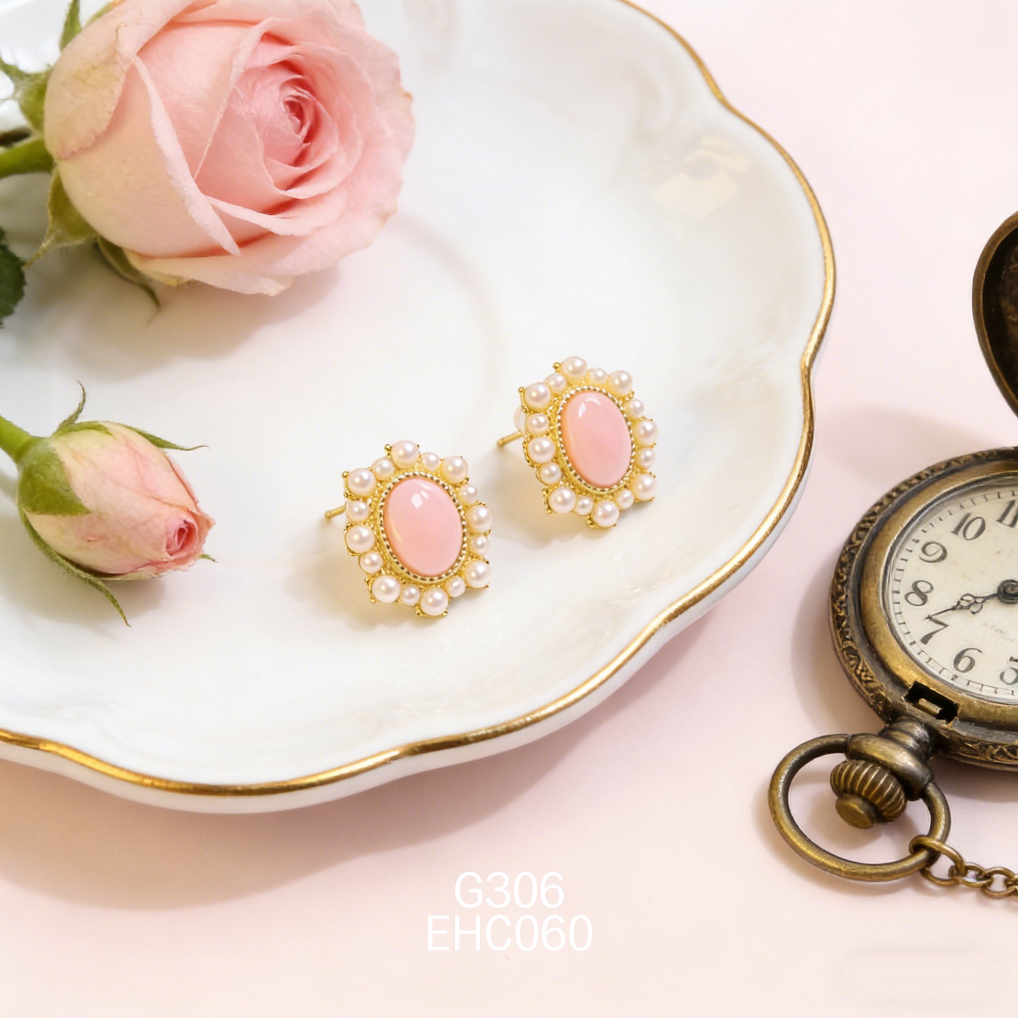 電鍍黃金珍珠女皇貝耳環