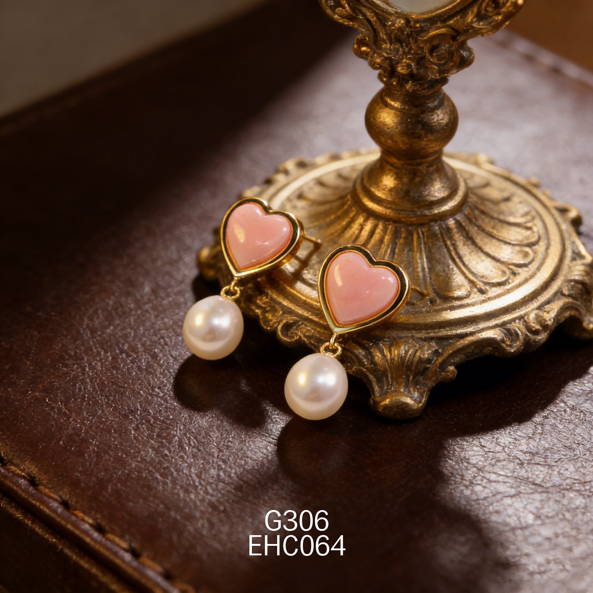 電鍍黃金女皇貝珍珠耳環