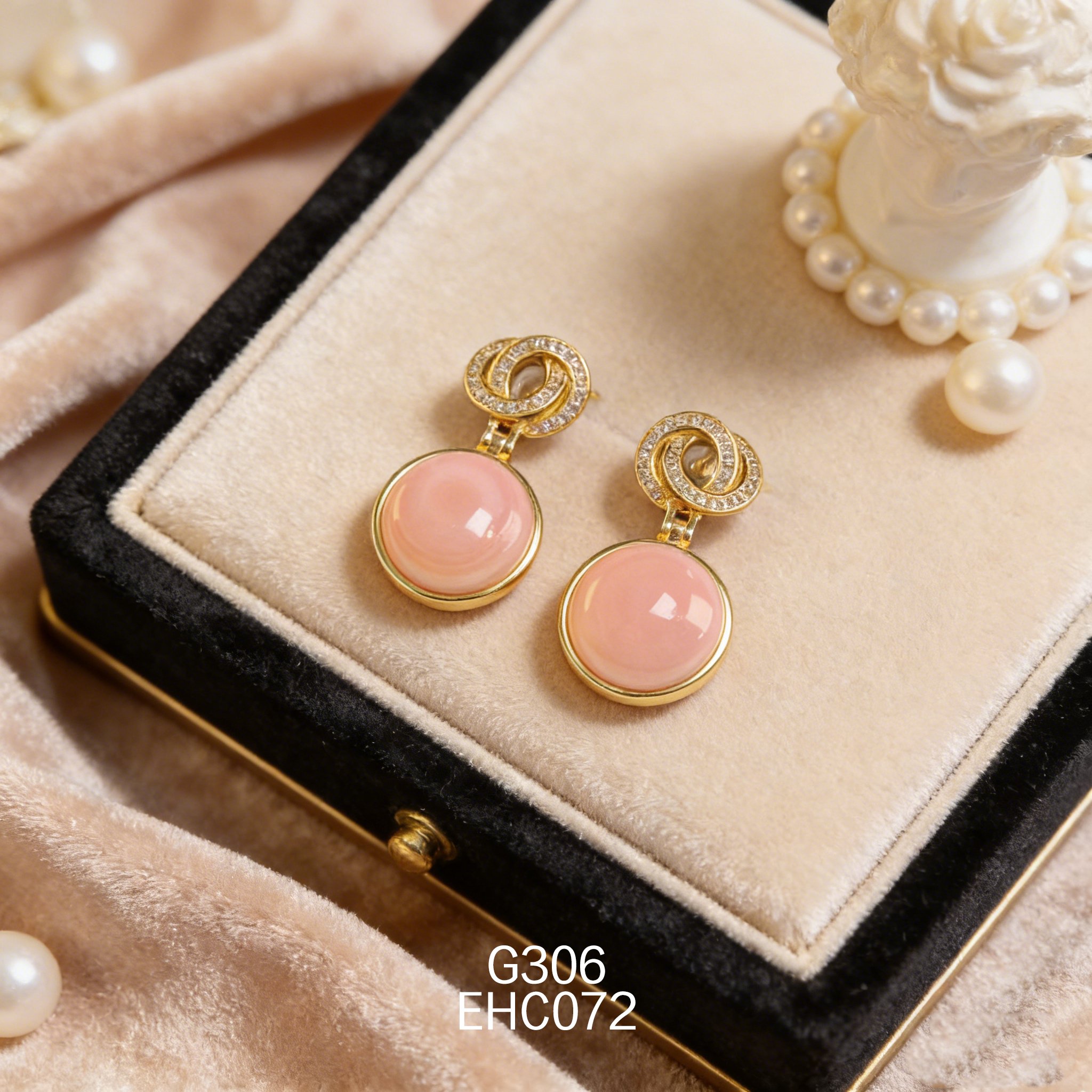 電鍍黃金螺紋鋯石 14mm 女皇貝耳環